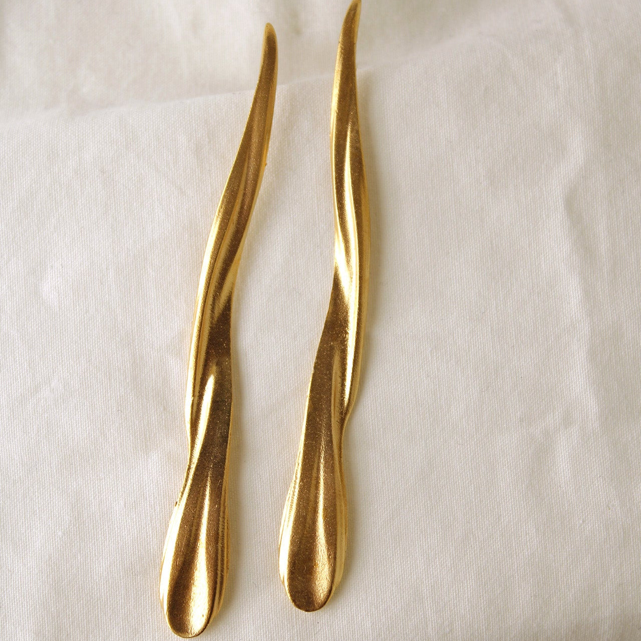 Pendiente Velu Oro Largo 3