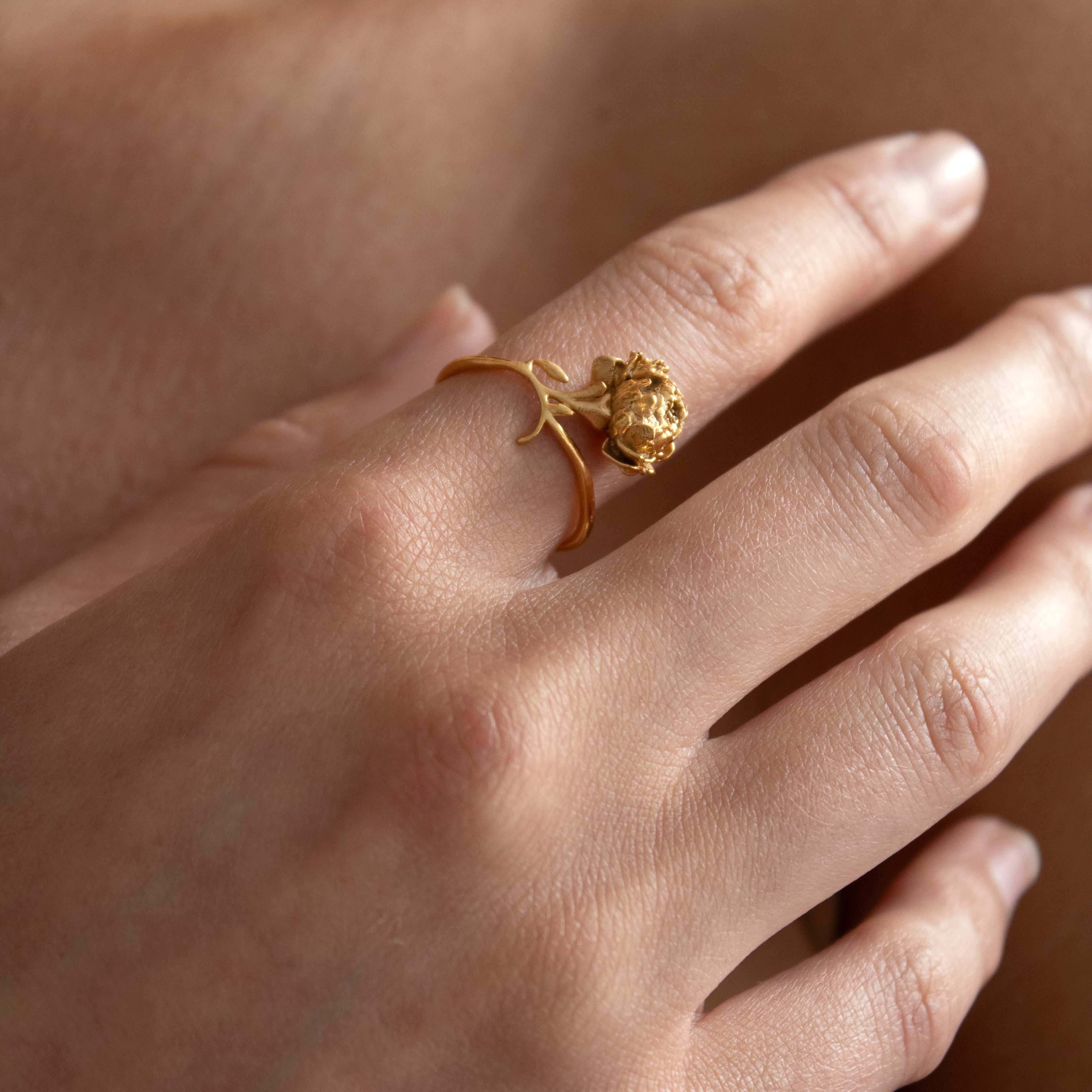 Anillo Clavel Oro Salá 4
