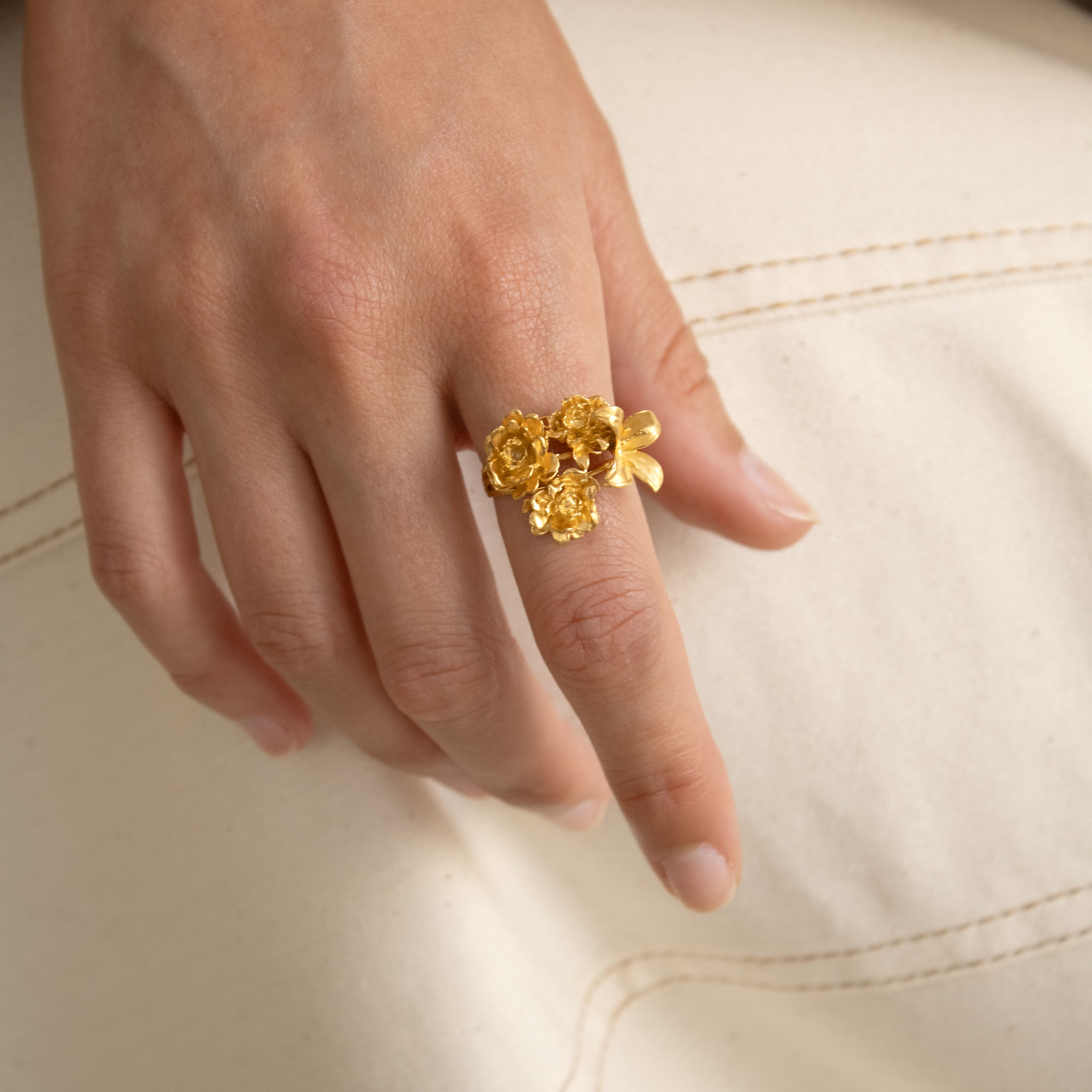 Anillo Ramito Oro Sala 3
