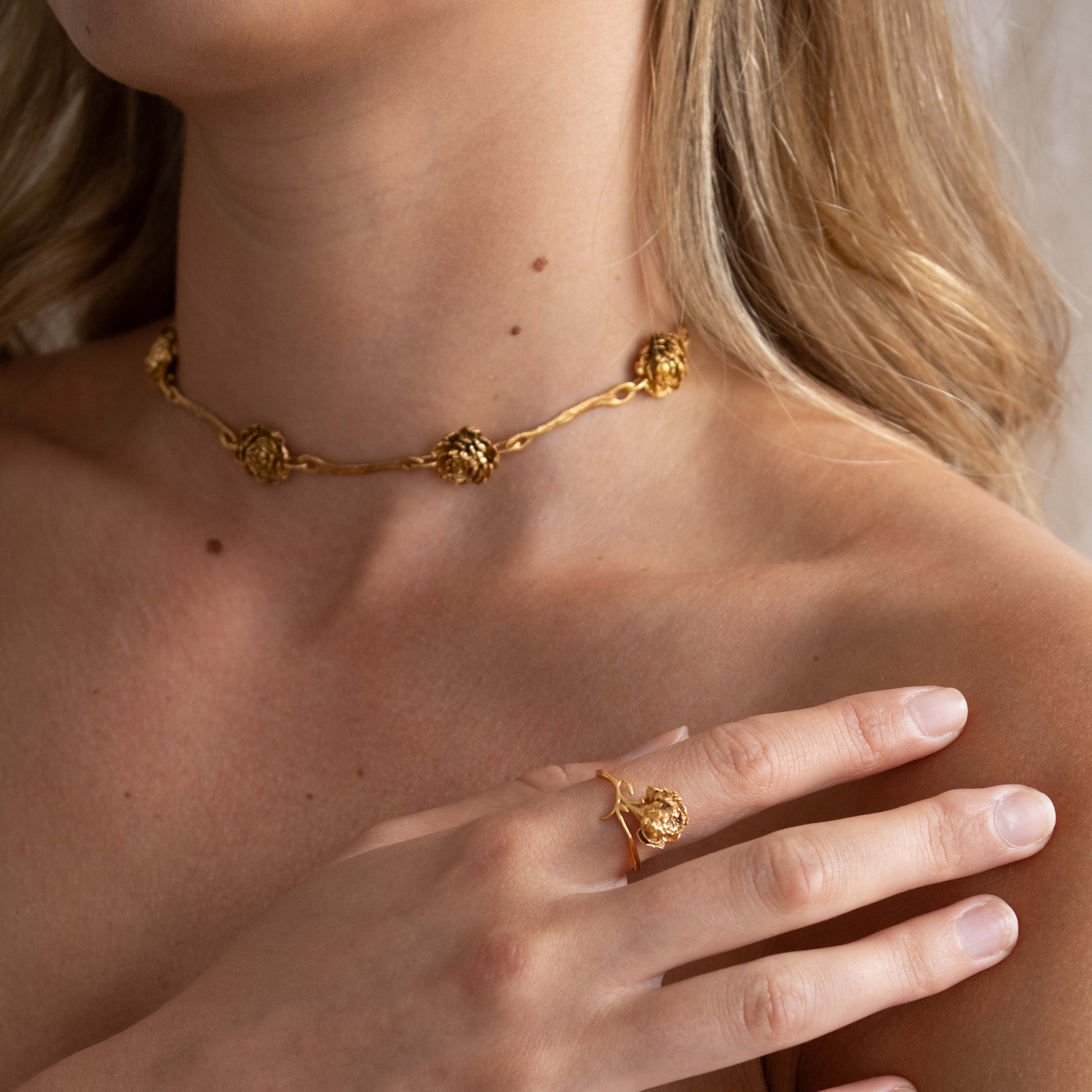 Gargantilla Clavel Oro Salá 5