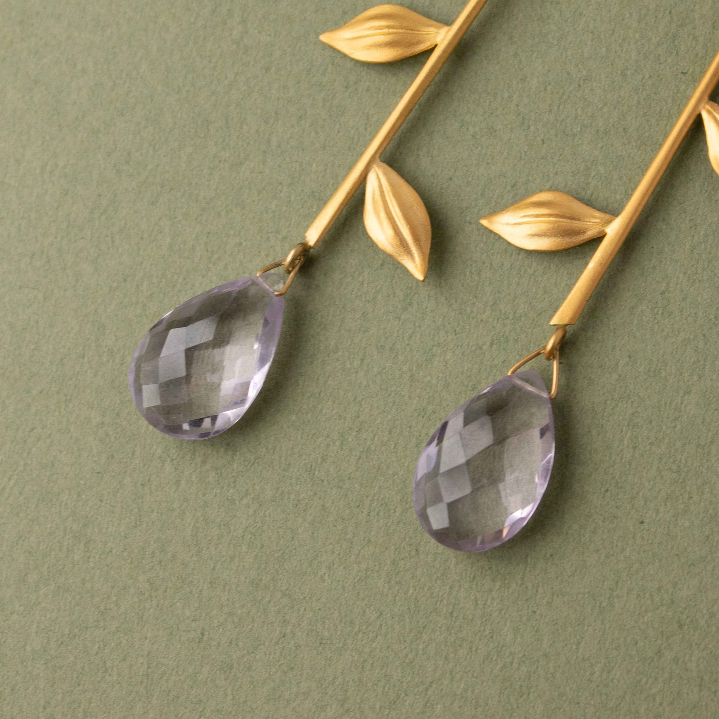 Pendiente Ceres Oro Amatista 3
